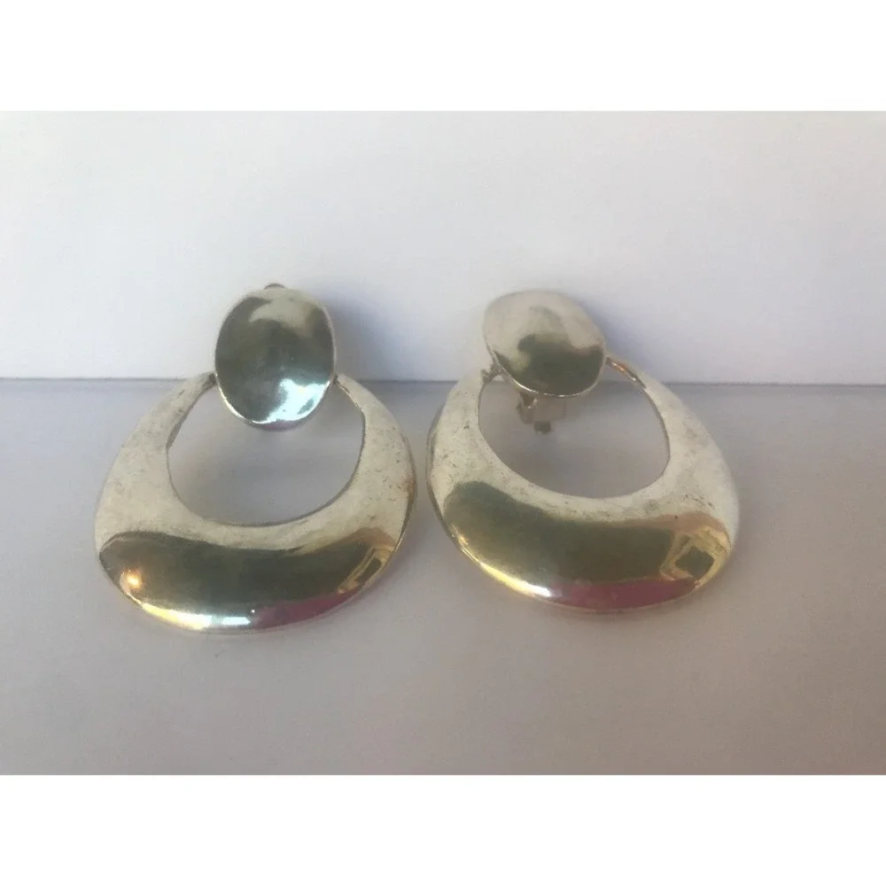 Earrings 1980's look silver tone clip‎ on round circles Dangle Two Tier Chunky